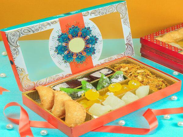 Festive Meetha Namkeen Combo Gift bansiwala.co.in 